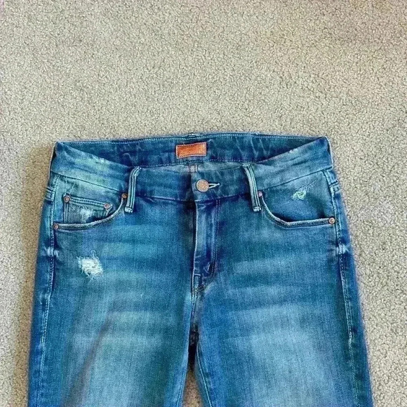 Mother The Looker Jeans in Whole Lotta Trouble Medium Wash Blue Denim Size 26 - Picture 3 of 8